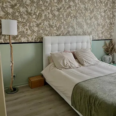 Cozy Avec Piscine Apartamento
